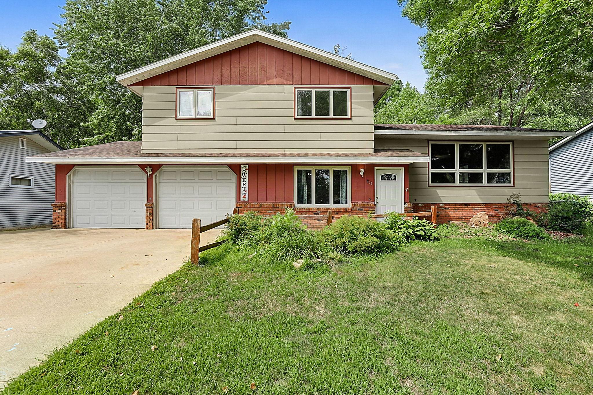 811 2nd Street N, Cold Spring, MN