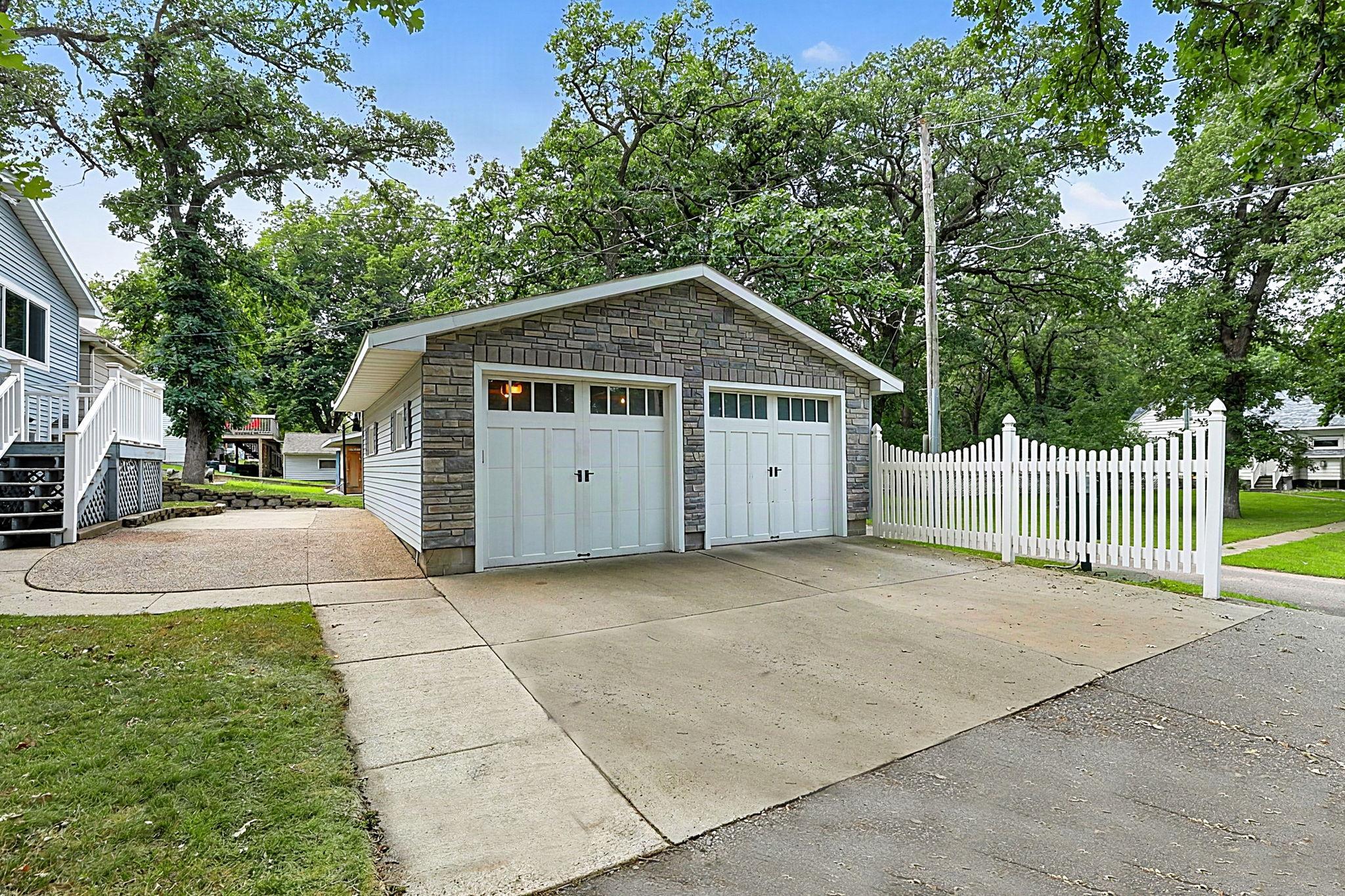 302 River Street