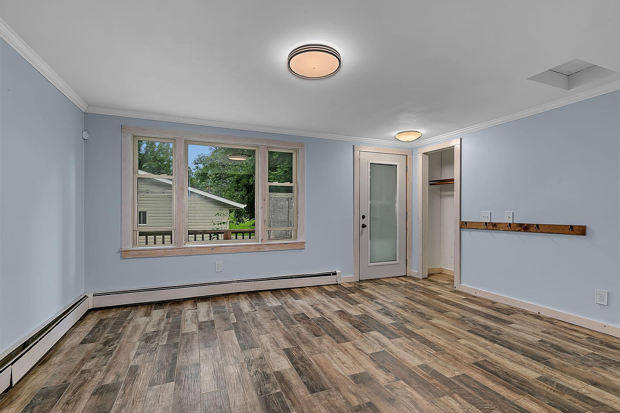 309 2nd Avenue SE