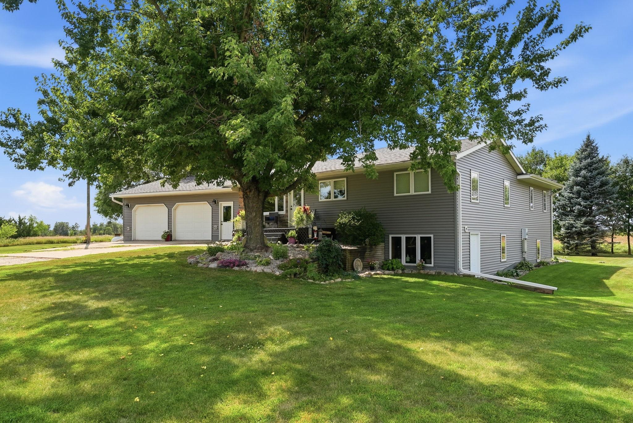 26280 115th Street NE, Belgrade, MN