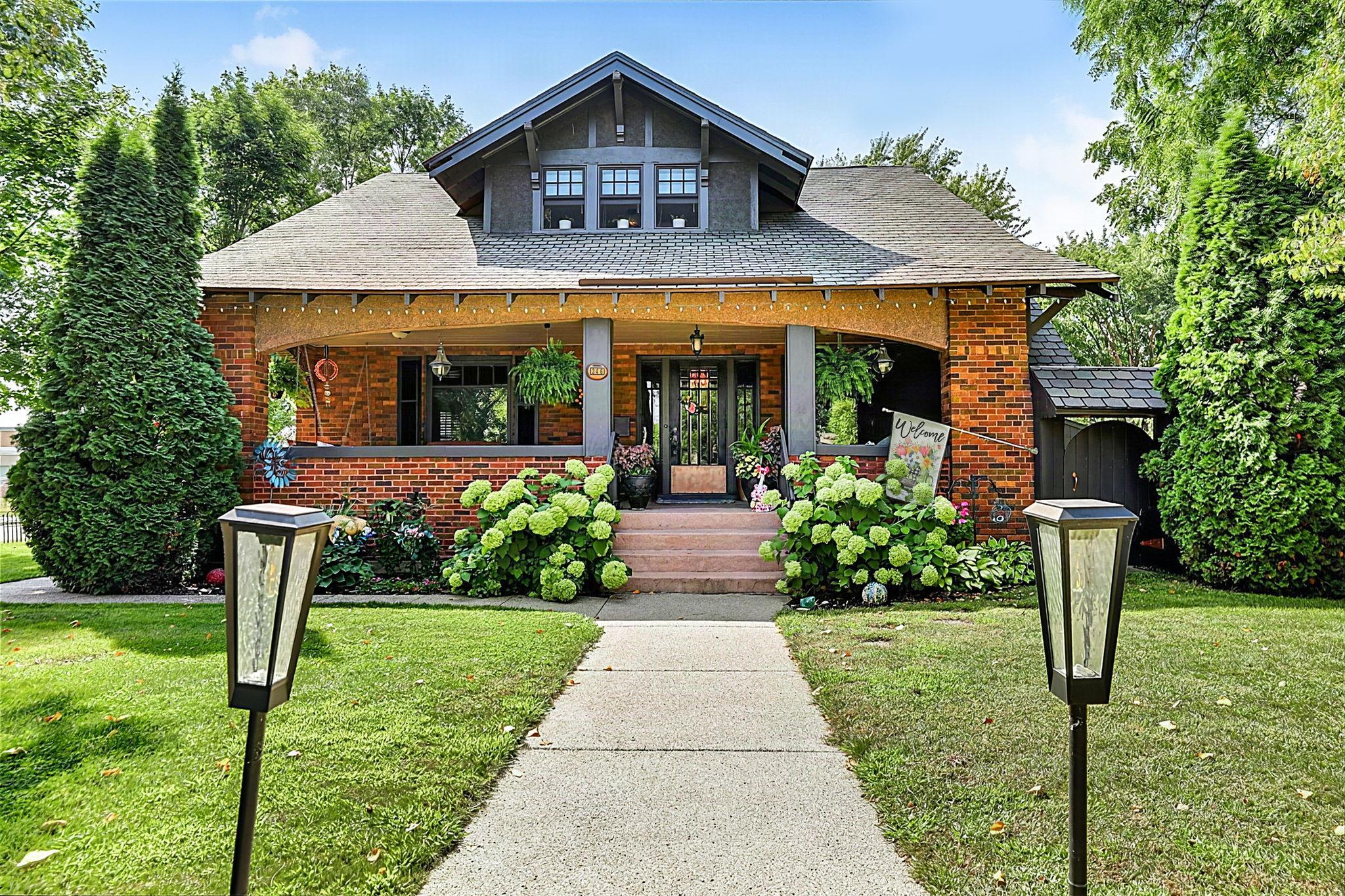 346 Washburne Avenue