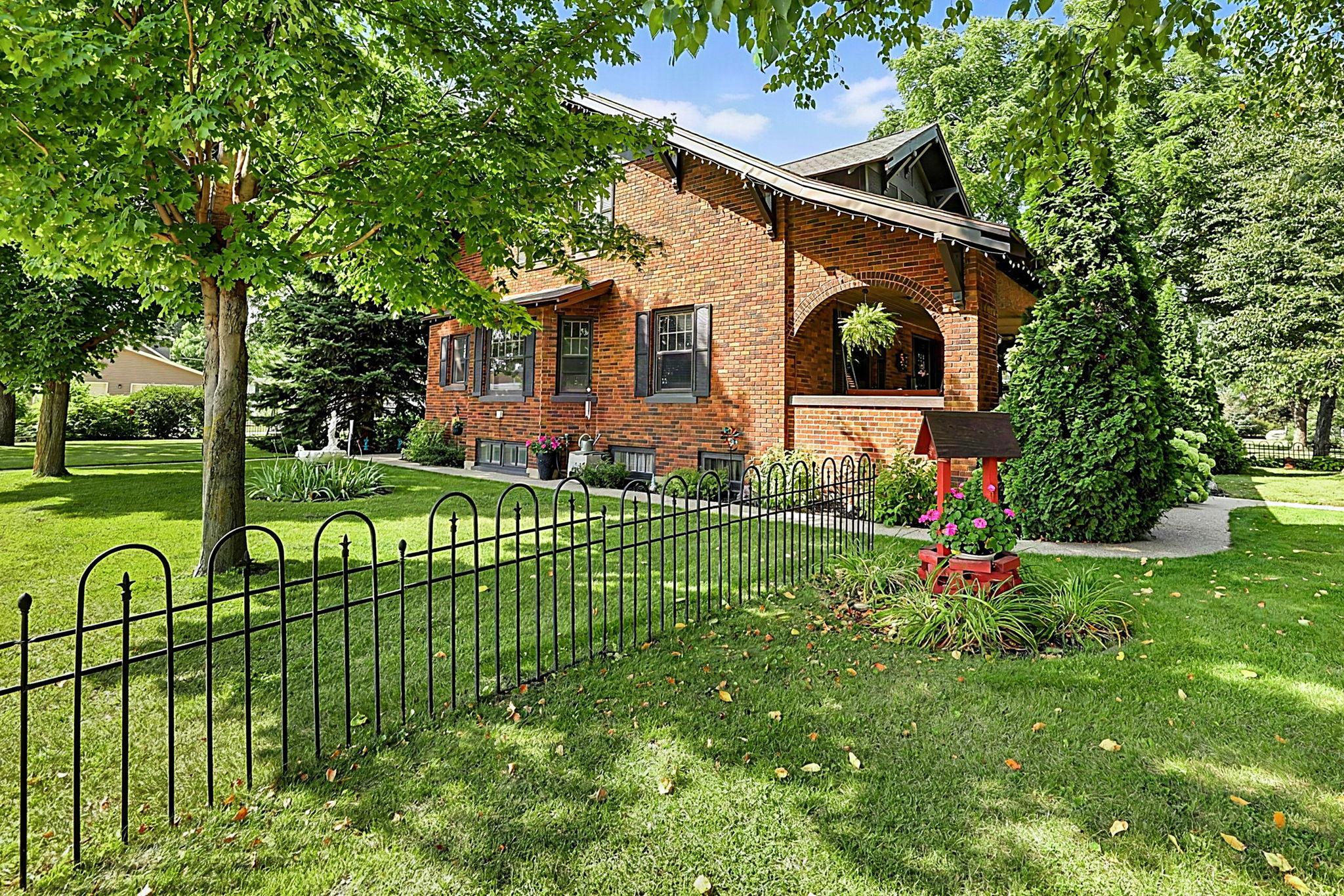 346 Washburne Avenue