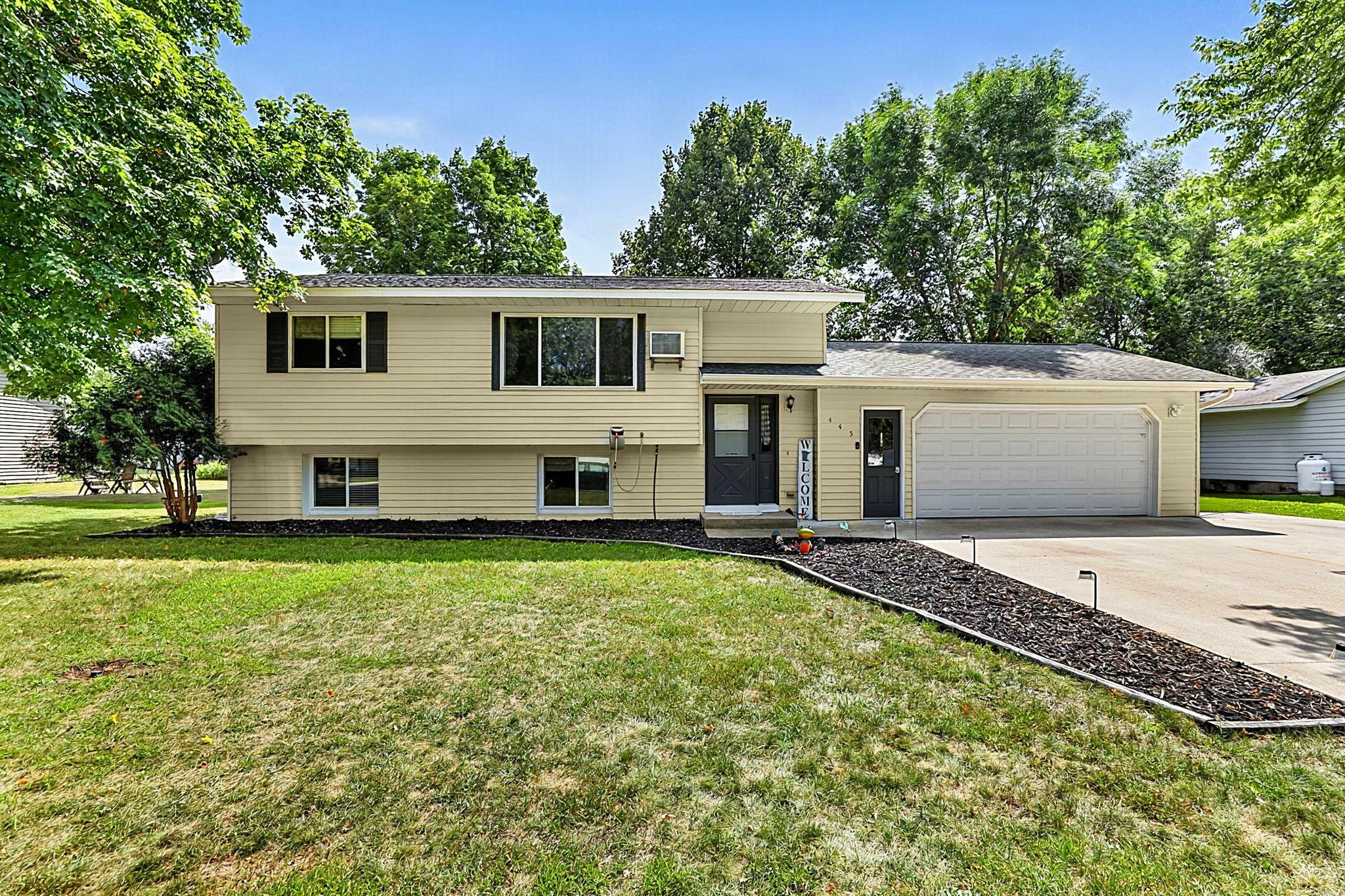 445 1st Street NE, Richmond, MN