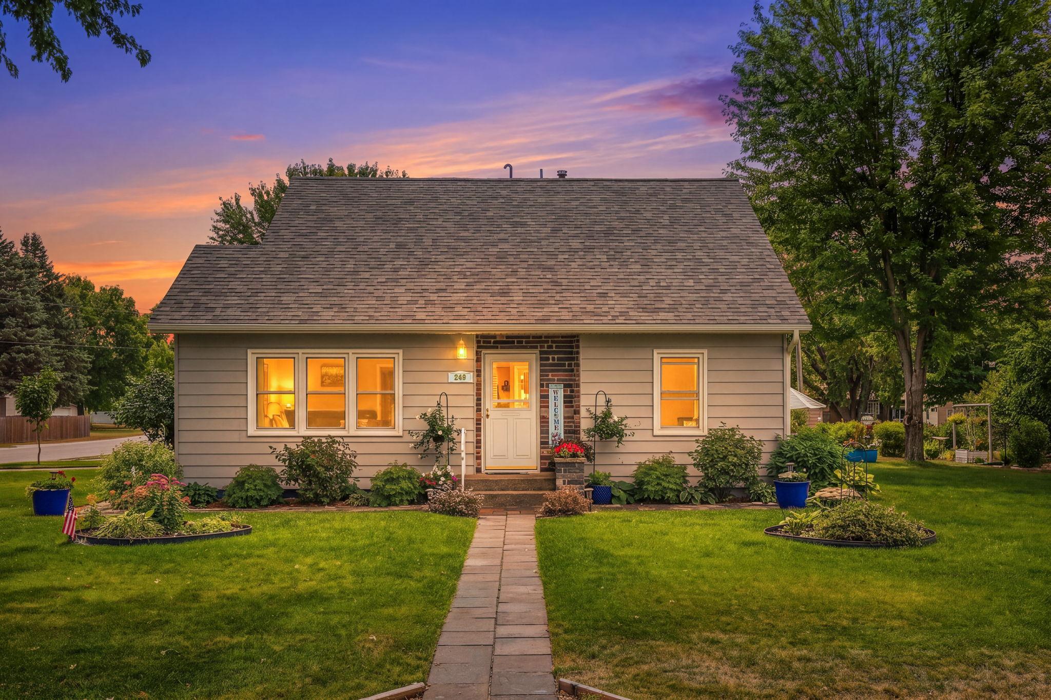 249 1st Street NE, Richmond, MN