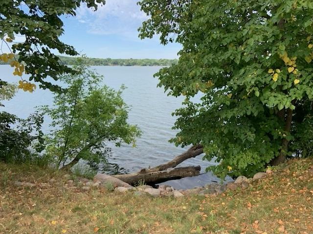 18305 Browns Lake Road, Richmond, MN