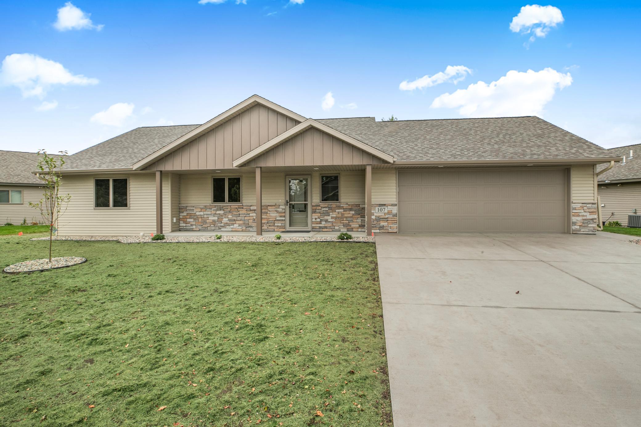 107 Barry Loop NW, Richmond, MN