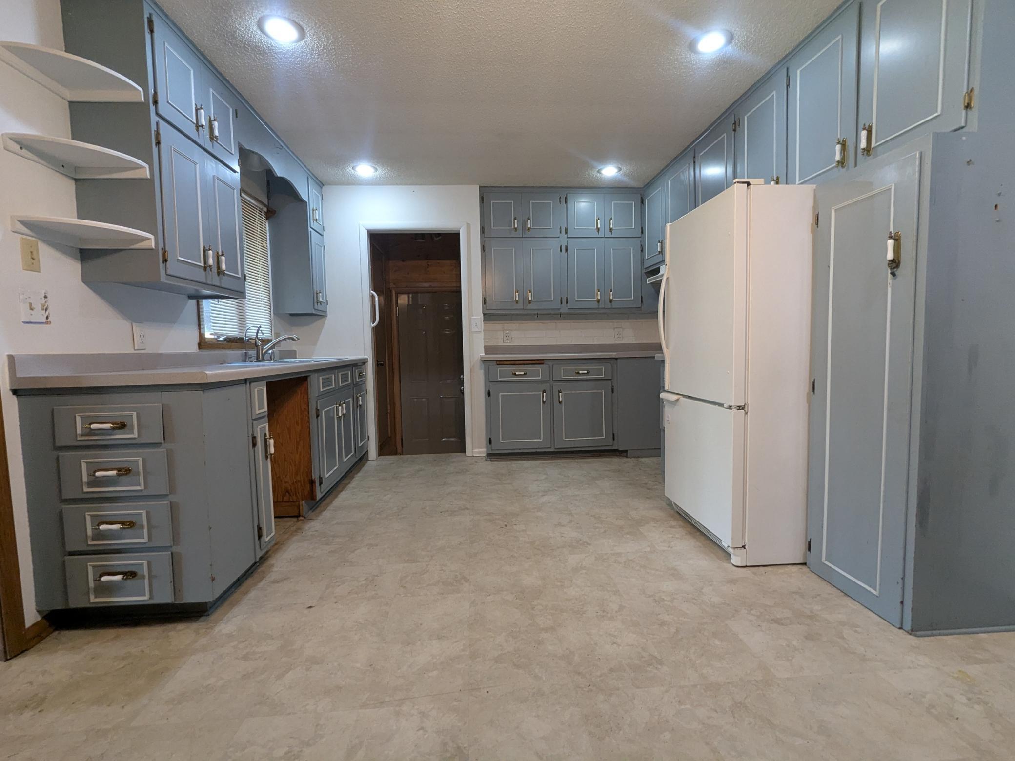 518 Sunrise Avenue