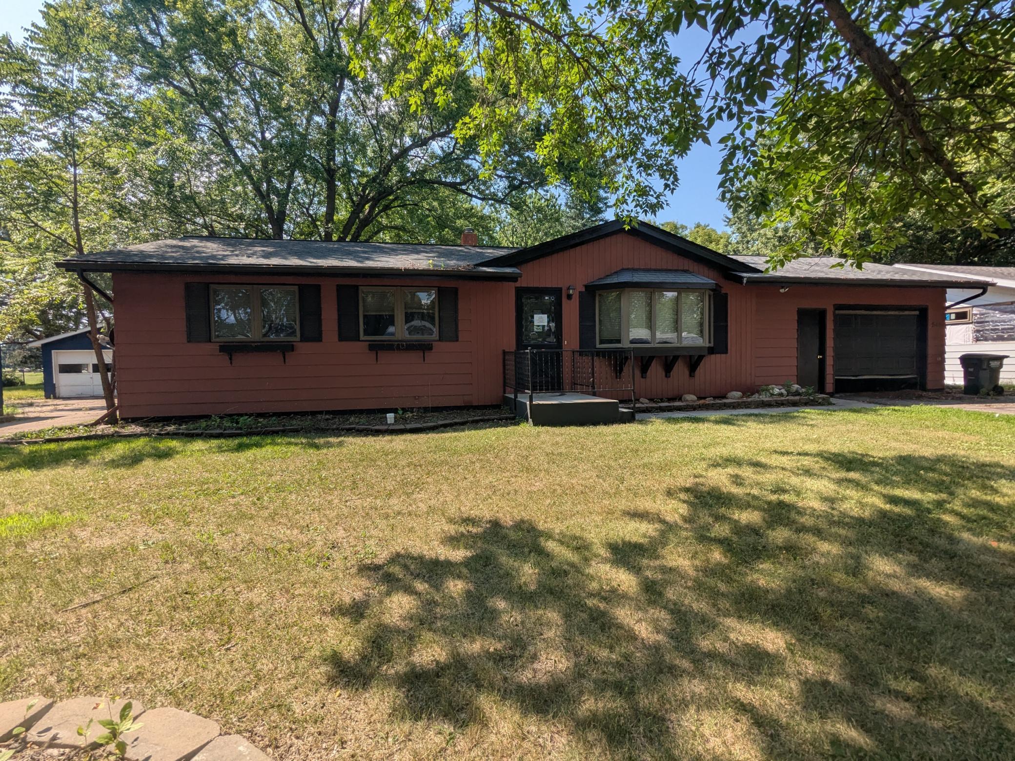 518 Sunrise Avenue, Paynesville, MN