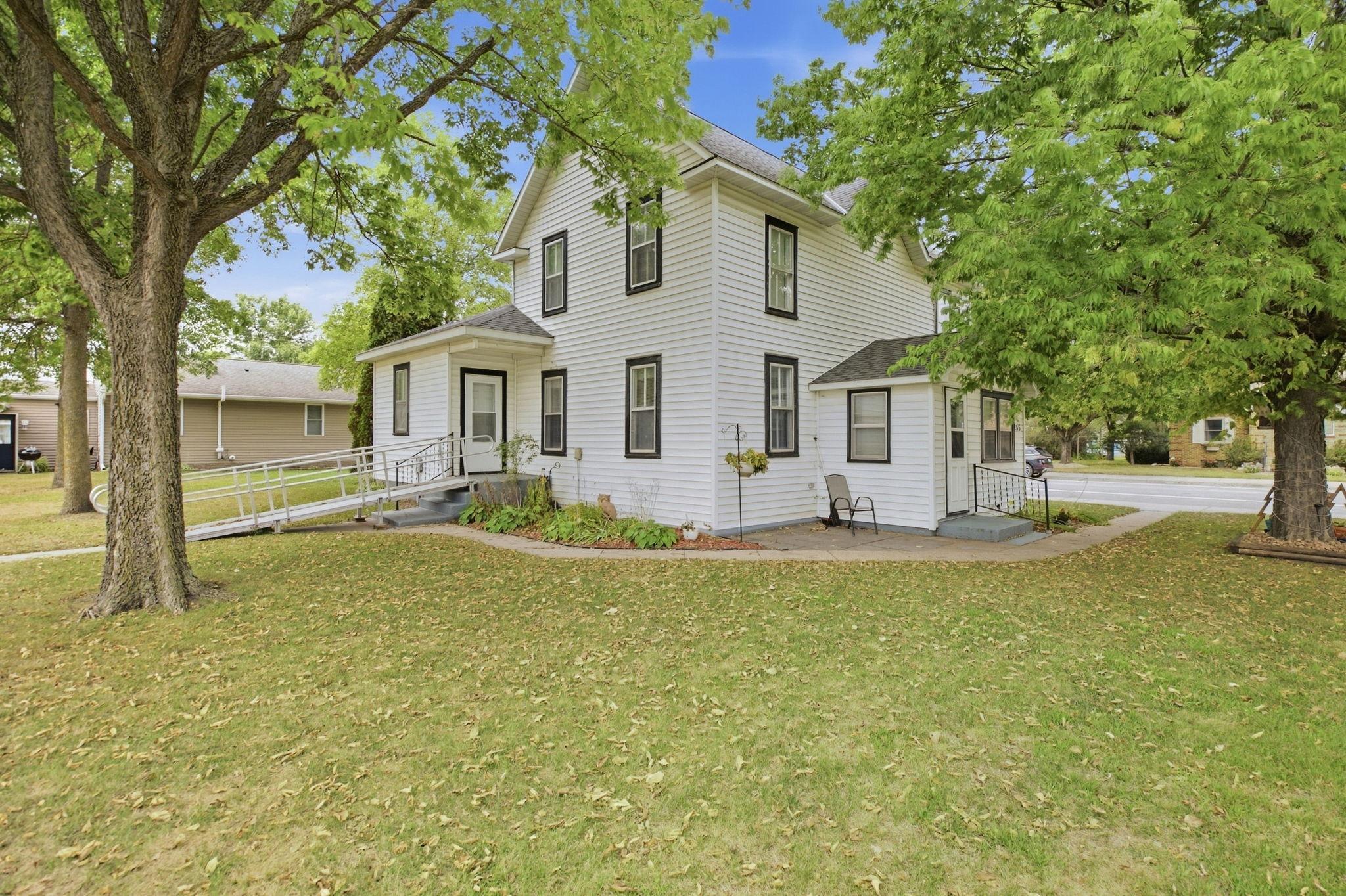 245 Main Street W, Richmond, MN