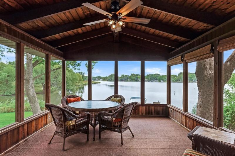 2162 Lakebrook Drive