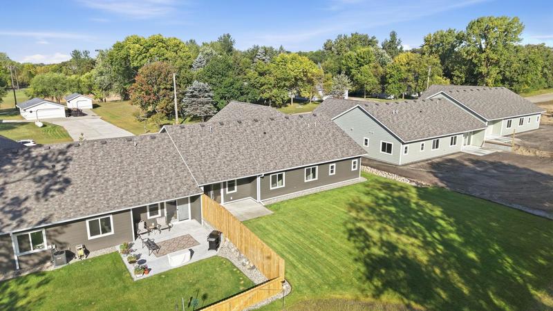 115 NW Pine